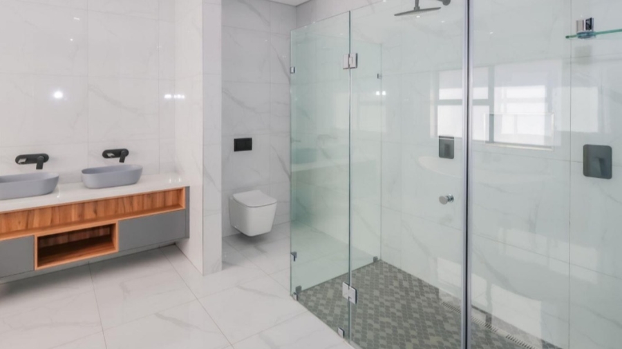 5 Bedroom Property for Sale in Leloko Lifestyle Estate North West